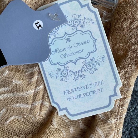 Heavenly Secrets Shapewear - Picture 3 of 5